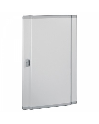 Дверь изогнутая металлическая Legrand 020557 в Находке Аксессуары для стоек и шкафов Pintop.ru