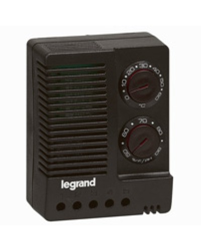 Гигротермостат Legrand (035312) в Находке Аксессуары для стоек и шкафов Pintop.ru